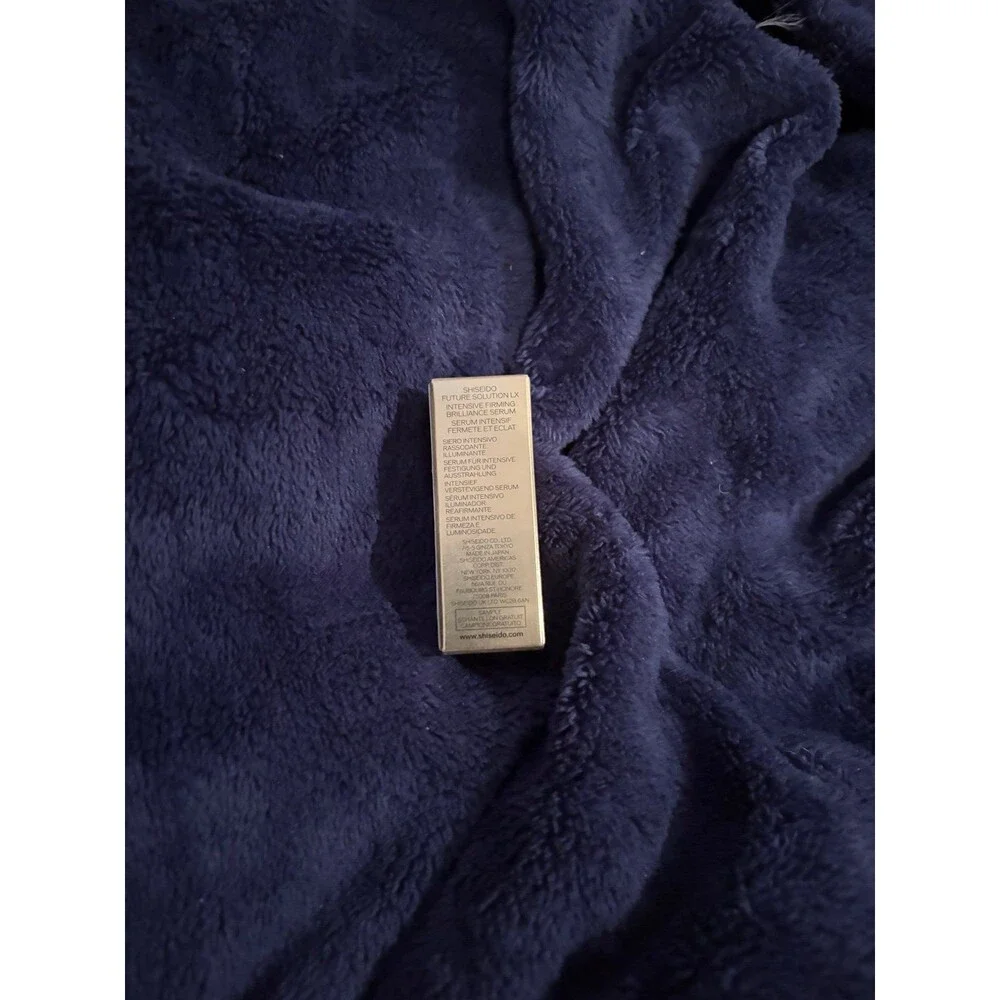 Shiseido serum 8ml